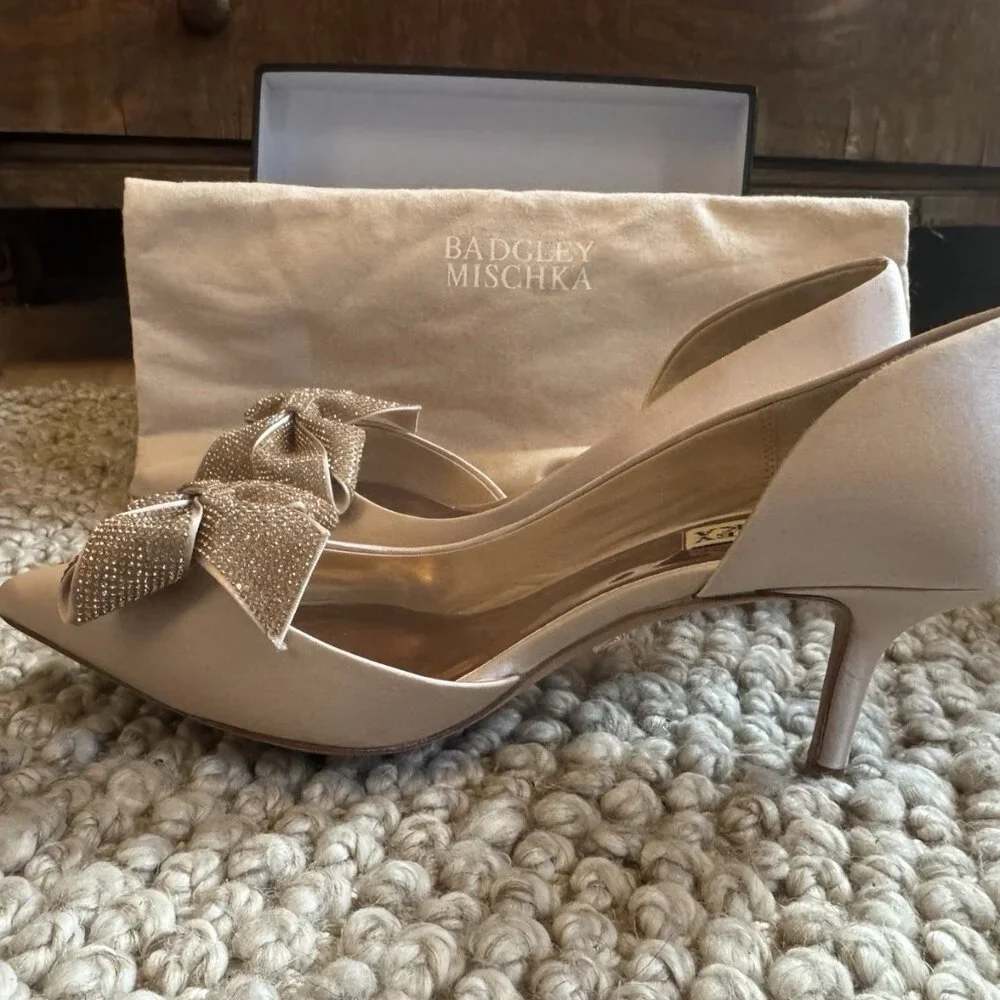 Badgley Mischka Meilani Blush Pink Satin Kitten Heel Crystal Bows